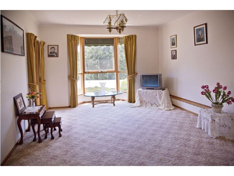 2 Andrew Court, Drouin VIC 3818