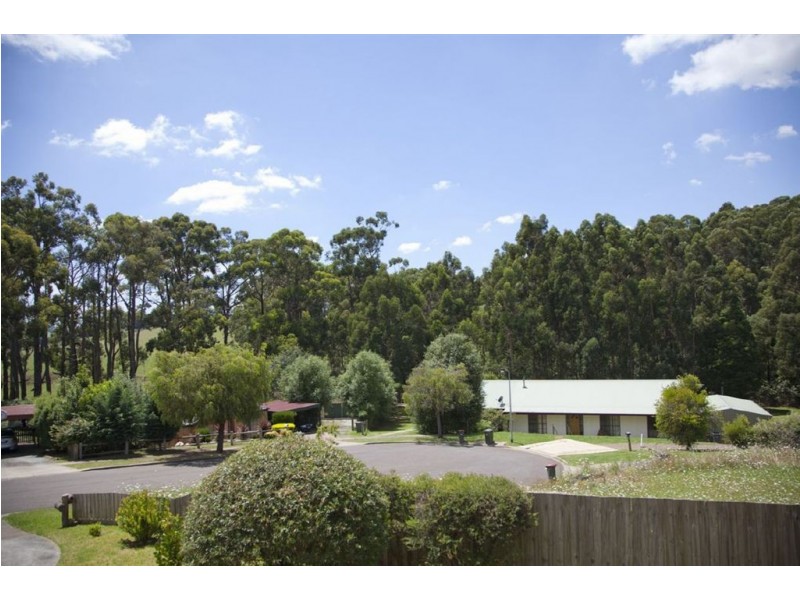 2 Andrew Court, Drouin VIC 3818