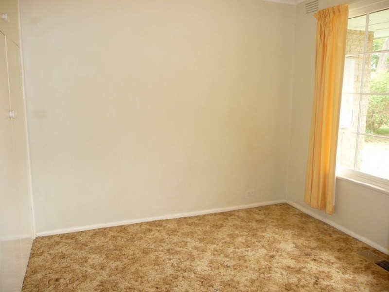 350 Weebar Road, Drouin VIC 3818