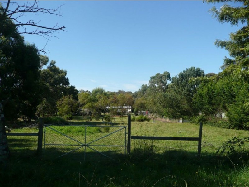 8 Greenhill Court, Bunyip VIC 3815