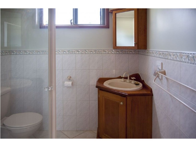 11 Main Neerim Road, Drouin VIC 3818