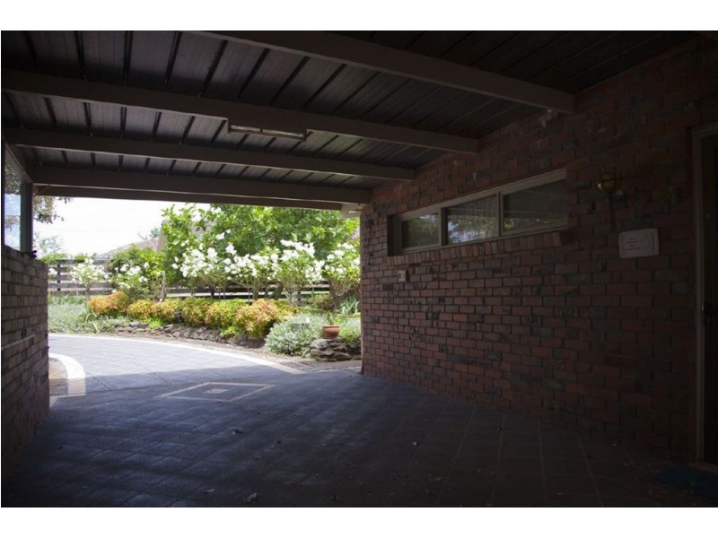 11 Main Neerim Road, Drouin VIC 3818