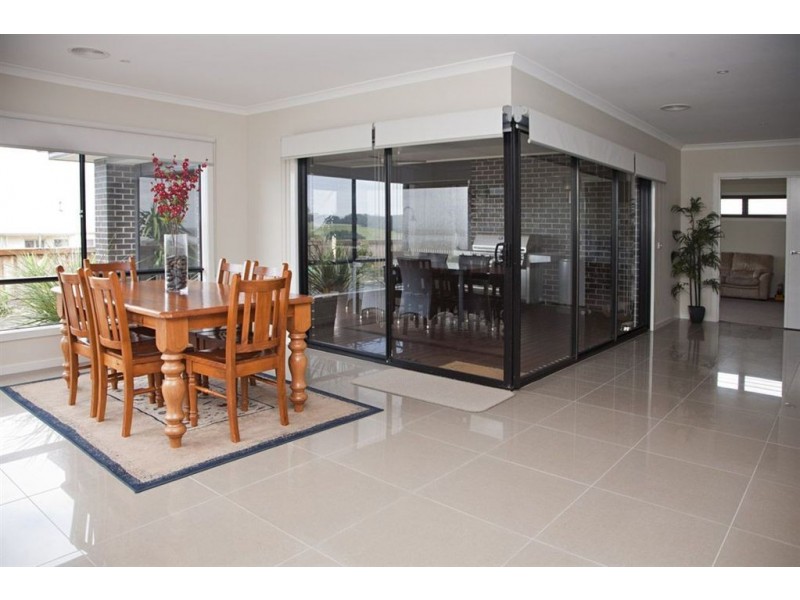 47 Norman Road, Drouin VIC 3818