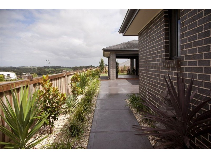 47 Norman Road, Drouin VIC 3818