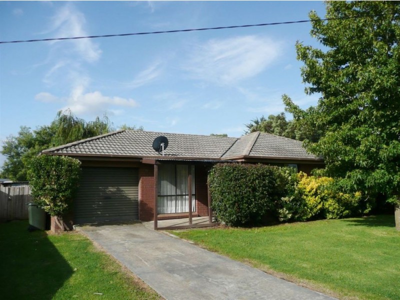 8 Cook Road, Longwarry VIC 3816