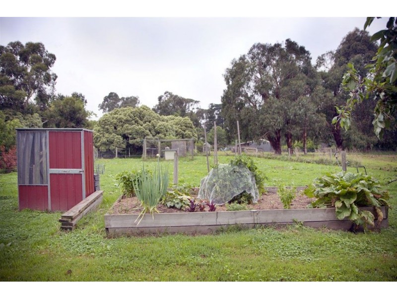 18 Carlile Court, Drouin VIC 3818