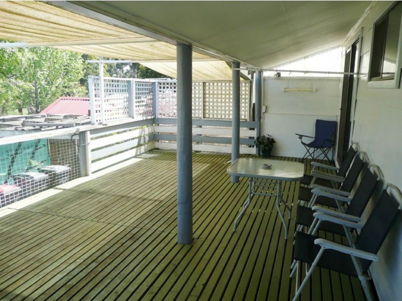 68 Longwarry Road, Drouin VIC 3818