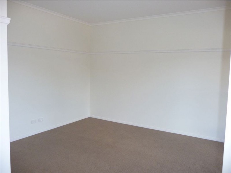 6 Skipton Street, Drouin VIC 3818