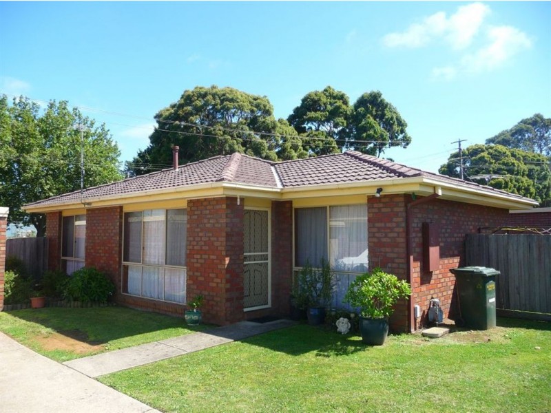 2/1 Gould Street, Drouin VIC 3818