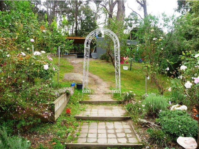 7 Mary Street, Bunyip VIC 3815