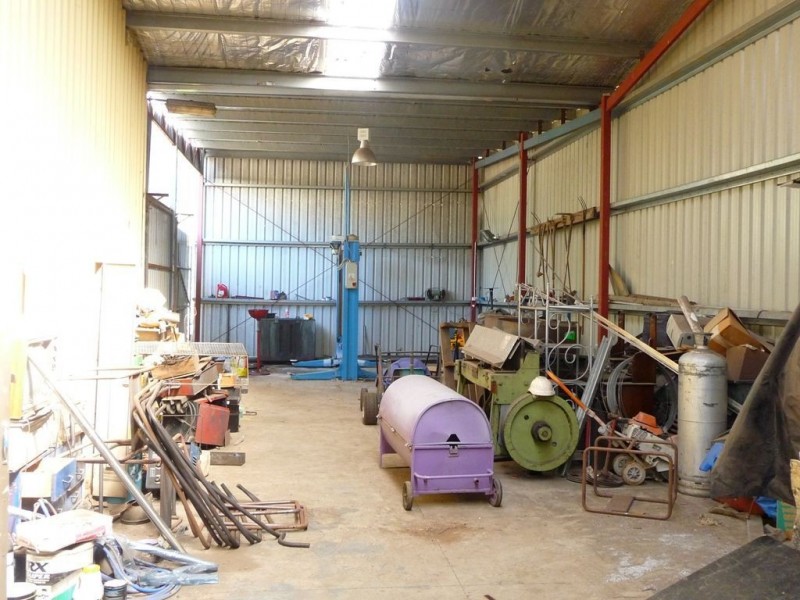 45 Roberts Court, Drouin VIC 3818