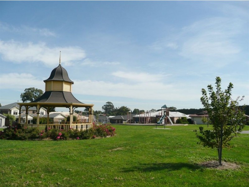 Lot 1/19 Lyndhurst Square, Drouin VIC 3818