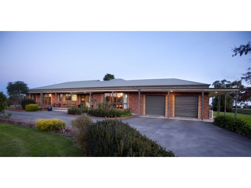 41 Berry Lane, Bunyip VIC 3815