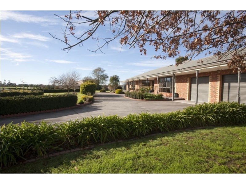 41 Berry Lane, Bunyip VIC 3815