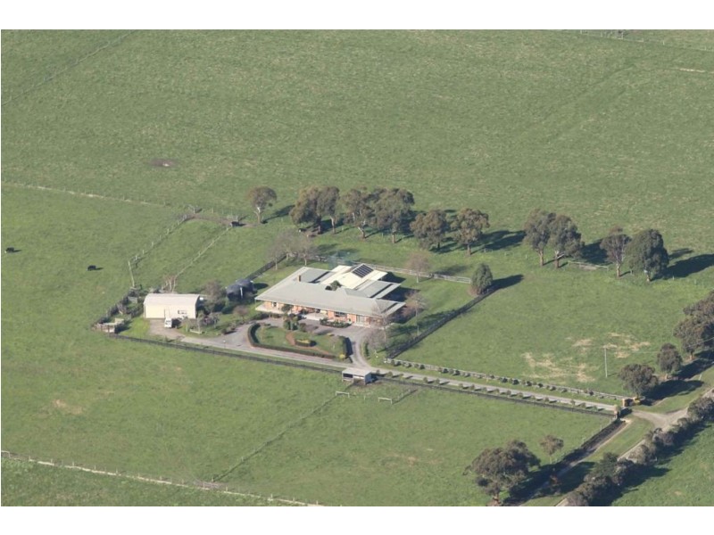 41 Berry Lane, Bunyip VIC 3815
