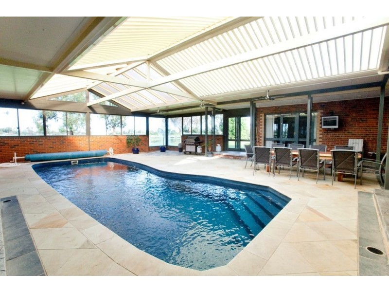 41 Berry Lane, Bunyip VIC 3815