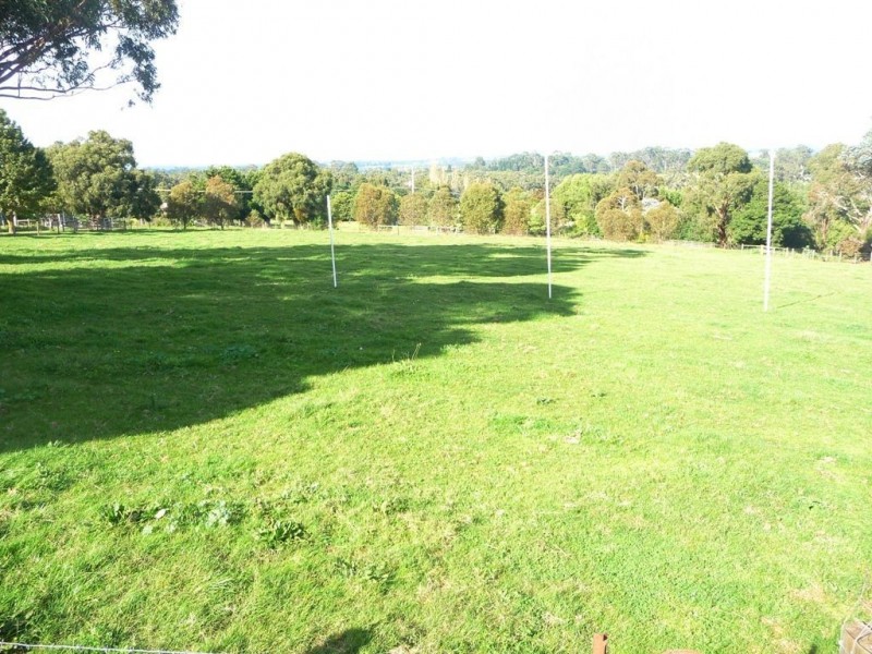 26 Wellwood Road, Drouin VIC 3818