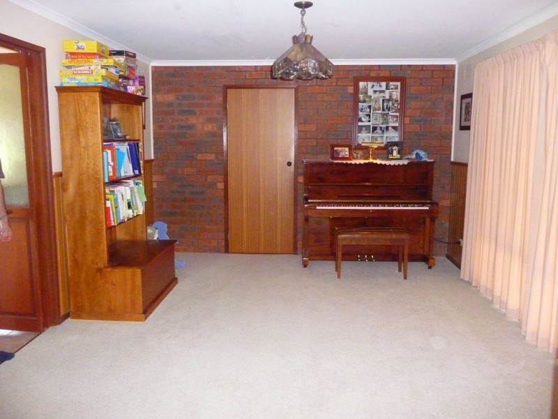 26 Wellwood Road, Drouin VIC 3818