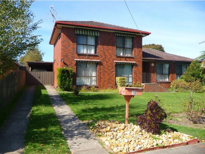 10 Darnum Street, Drouin VIC 3818