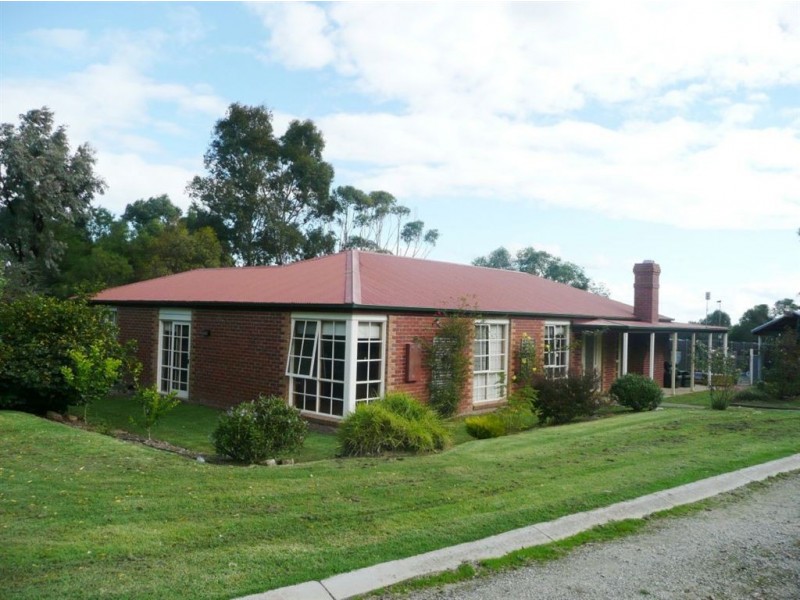 92 Hope Street, Bunyip VIC 3815