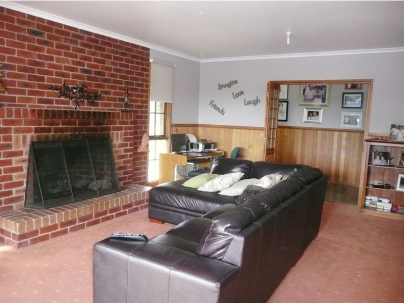 92 Hope Street, Bunyip VIC 3815