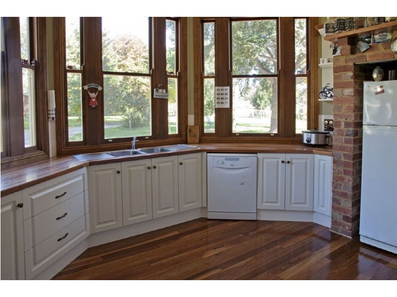 1a Pepperell Drive, Drouin VIC 3818