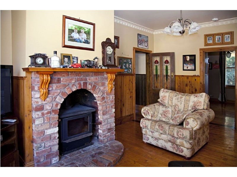 1a Pepperell Drive, Drouin VIC 3818