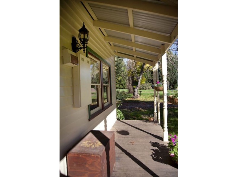 1a Pepperell Drive, Drouin VIC 3818