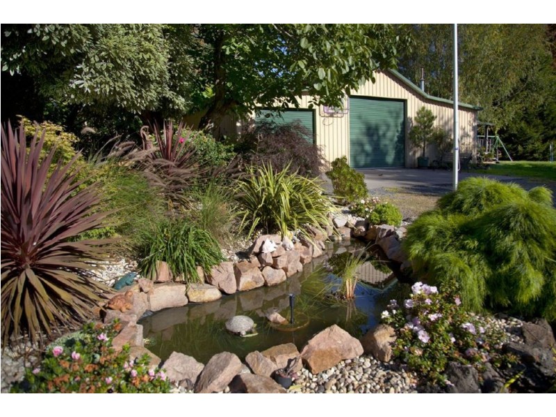 1a Pepperell Drive, Drouin VIC 3818