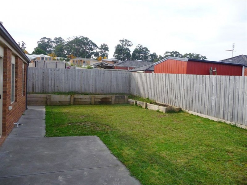 42 Springwater Drive, Drouin VIC 3818