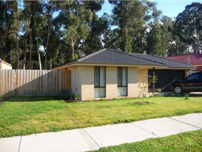 14 Miller Close, Drouin VIC 3818