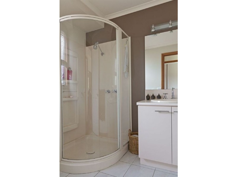 46 Outlook Drive, Drouin VIC 3818