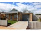 4 Bateson Court, Drouin VIC 3818