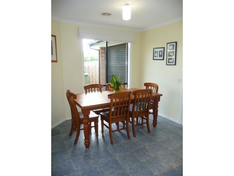 12 Clearview Court, Garfield VIC 3814