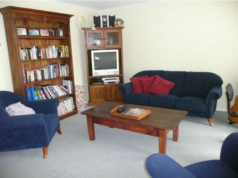 12 Clearview Court, Garfield VIC 3814