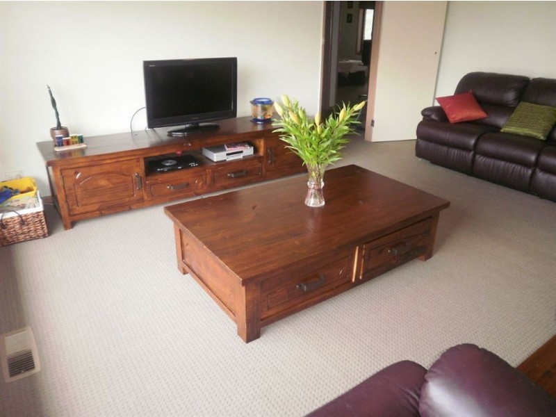 10 Kevis Court, Garfield VIC 3814