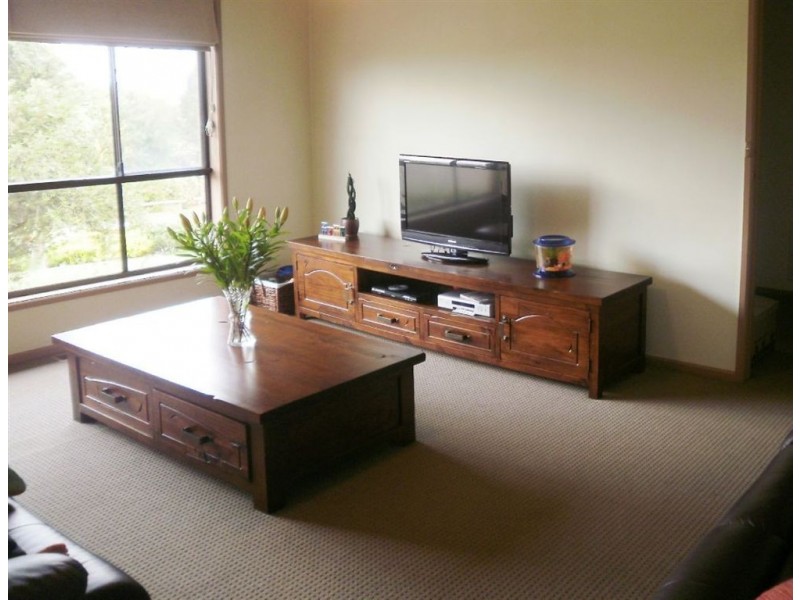 10 Kevis Court, Garfield VIC 3814