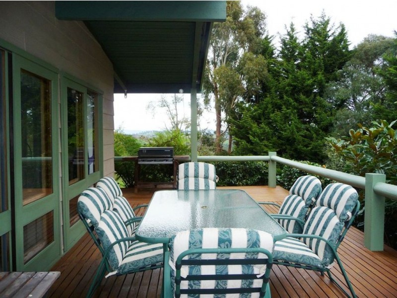 890 Old Telegraph Road, Buln Buln East VIC 3821