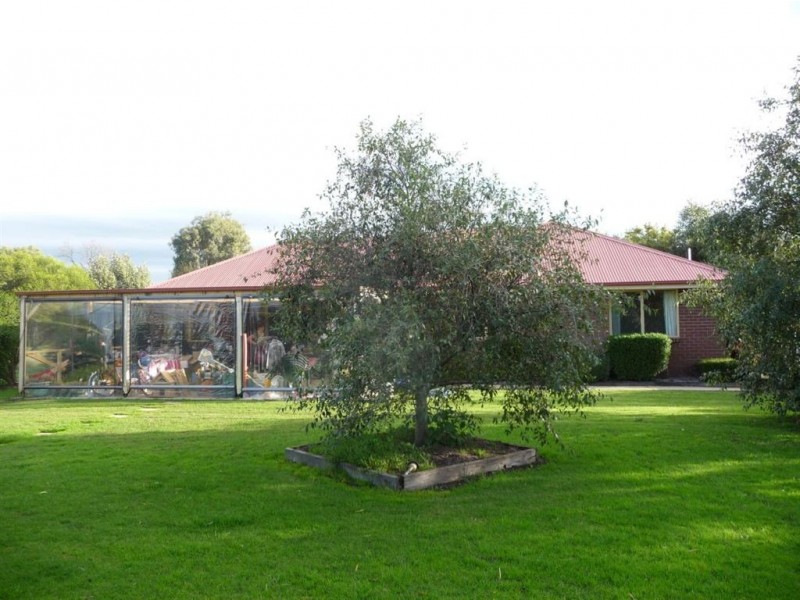 325 Bunyip-Modella Road, Bunyip VIC 3815