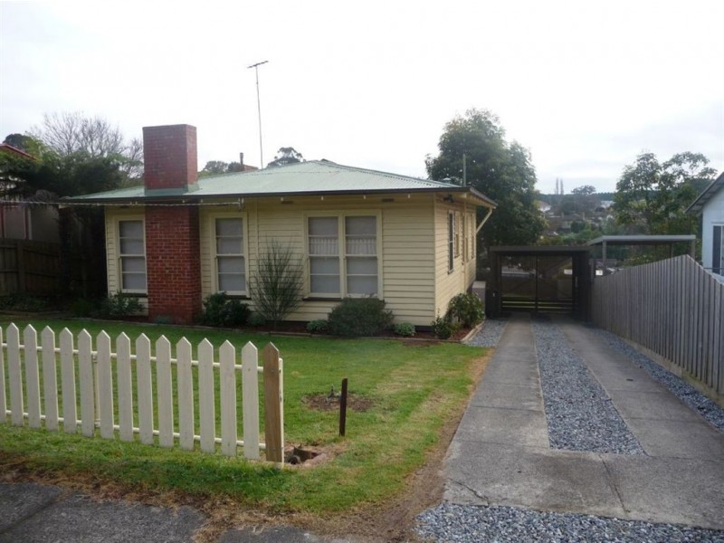 17 Victoria Street, Drouin VIC 3818