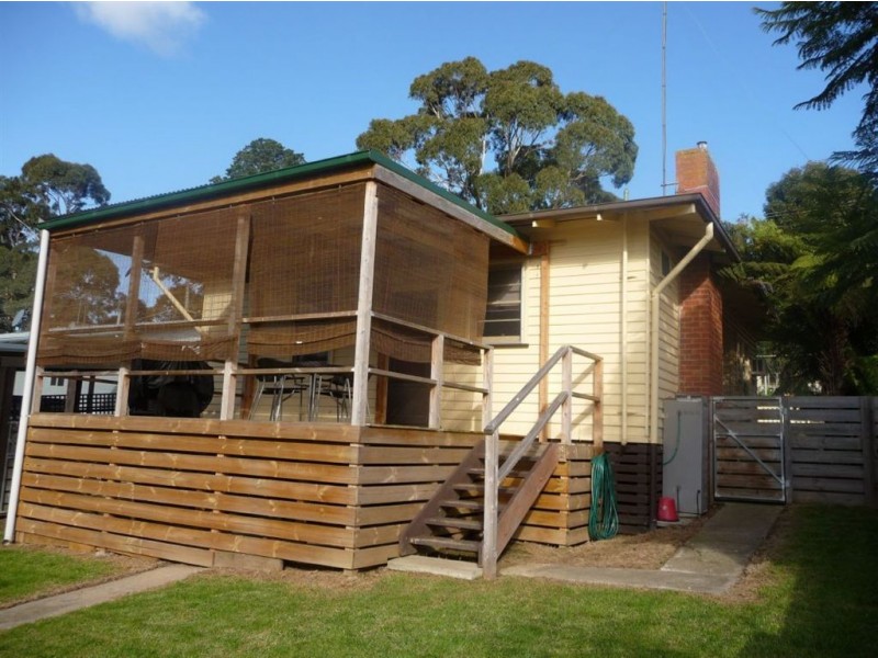 17 Victoria Street, Drouin VIC 3818