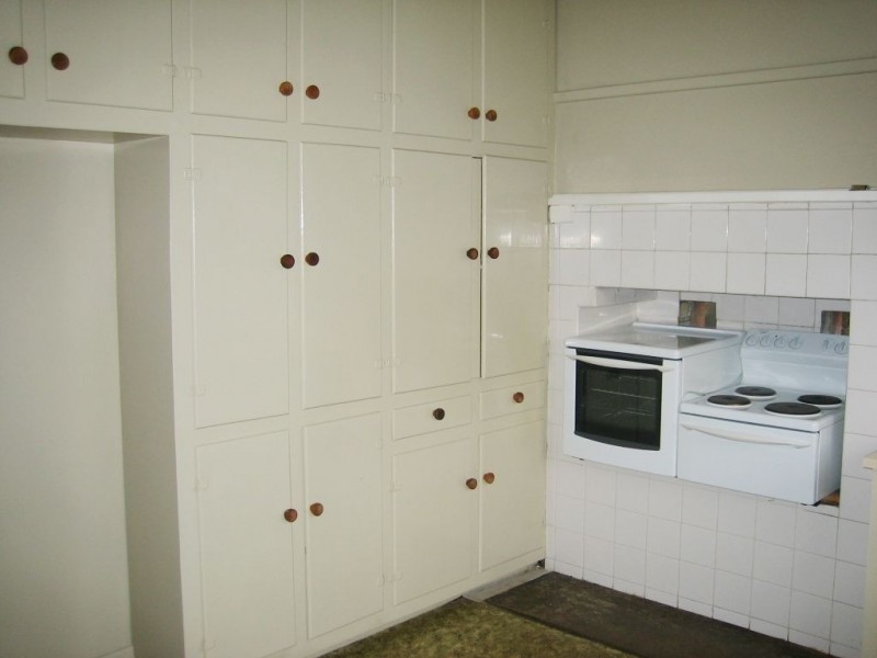 15 Albert Road, Drouin VIC 3818