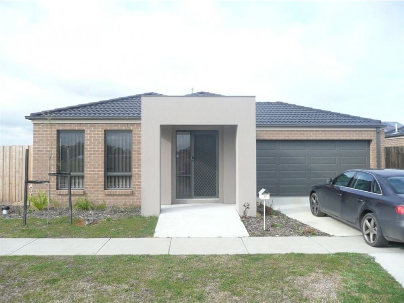 32 Burnnett Court, Longwarry VIC 3816