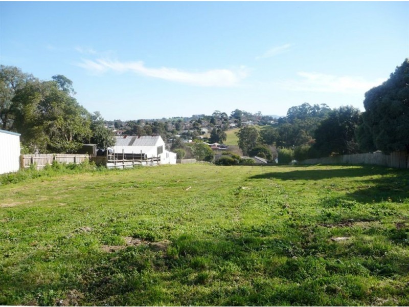 21 Albert Road, Drouin VIC 3818