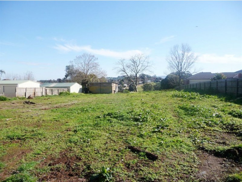 21 Albert Road, Drouin VIC 3818