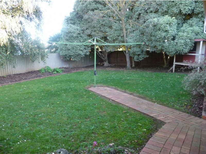 40 Wood Street, Drouin VIC 3818