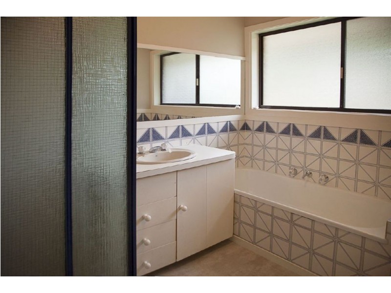 3 Forrest Street, Drouin VIC 3818