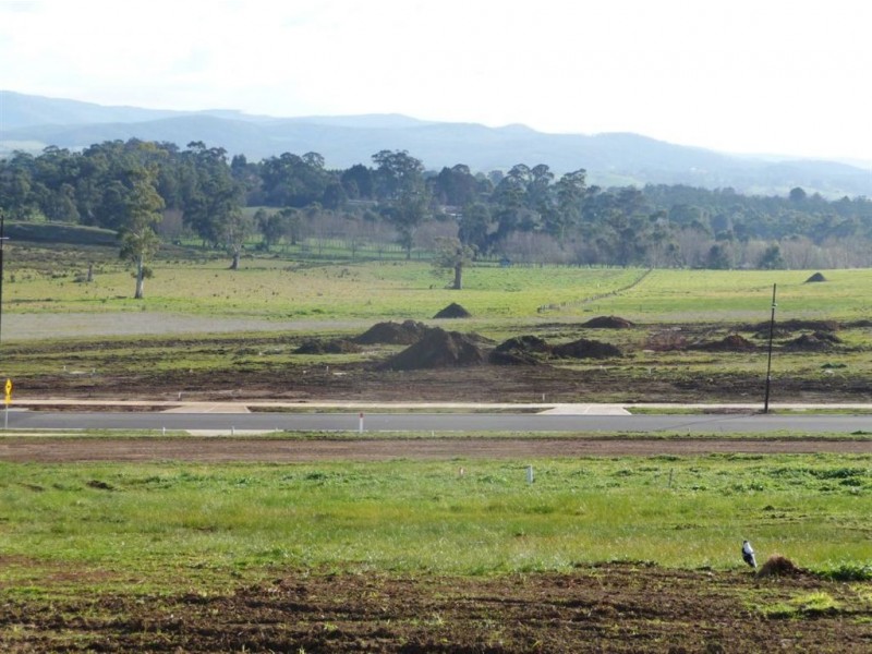 Lot 1814 Bexley Boulevard, Drouin VIC 3818