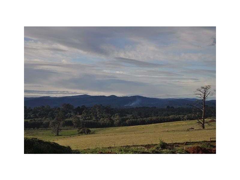 Lot 1815 Bexley Boulevard, Drouin VIC 3818