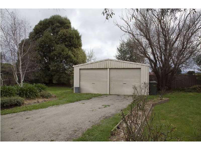 17 Kennedy Street, Longwarry VIC 3816